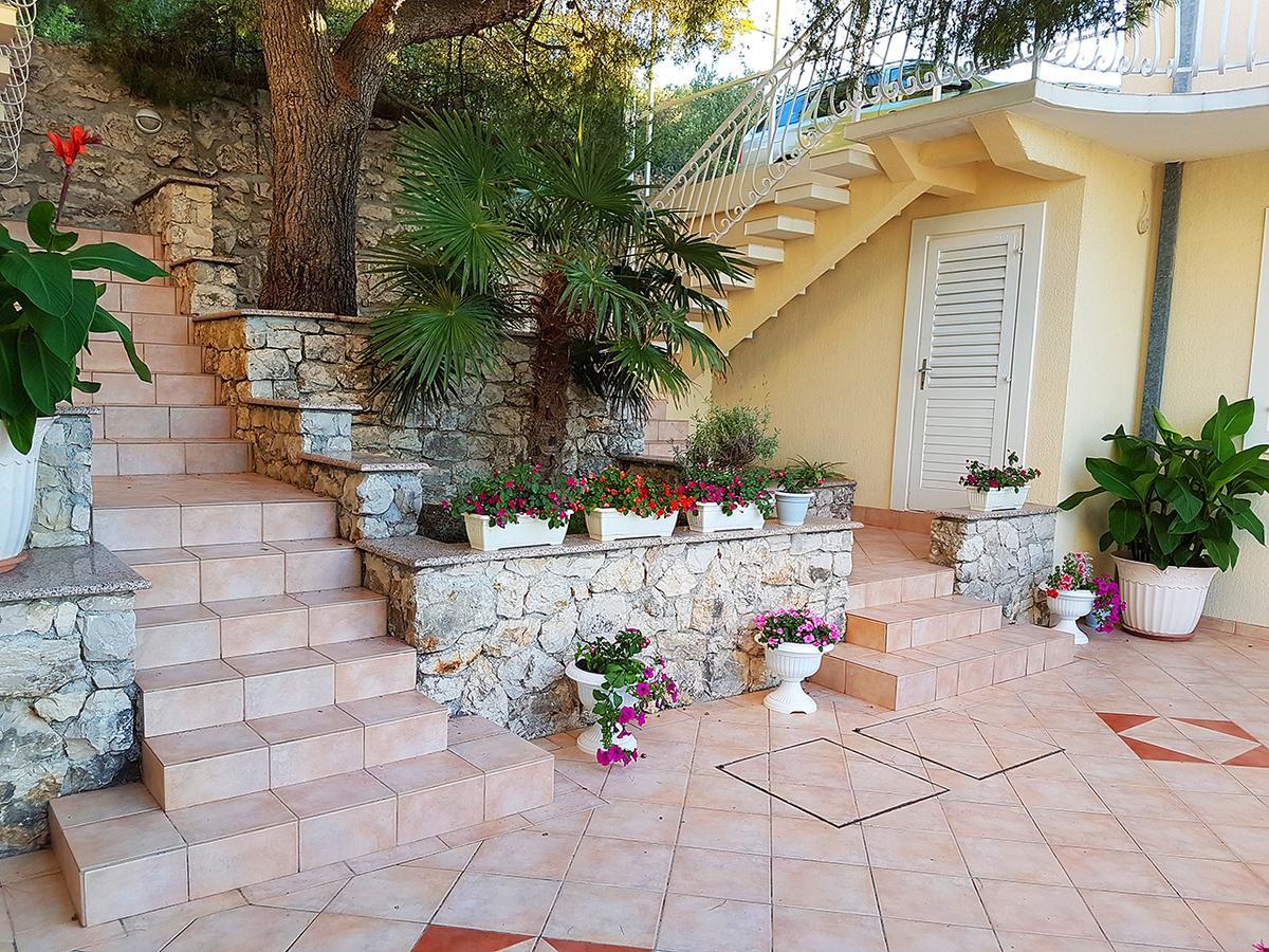 Antonio Apartments Trogir Bagian luar foto